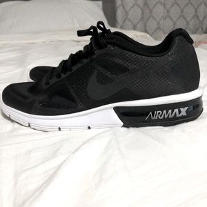 Nike Airmax Women’s Sneakers 9